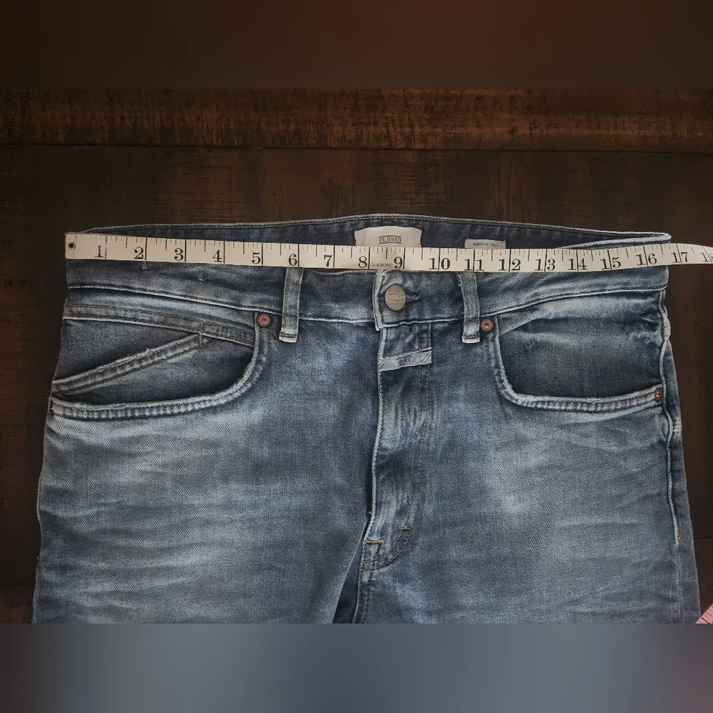 NWOT Men's Italian‎ Closed Straight Leg Jeans 32